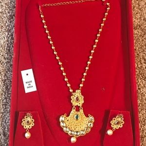 Indian traditional jewelry set